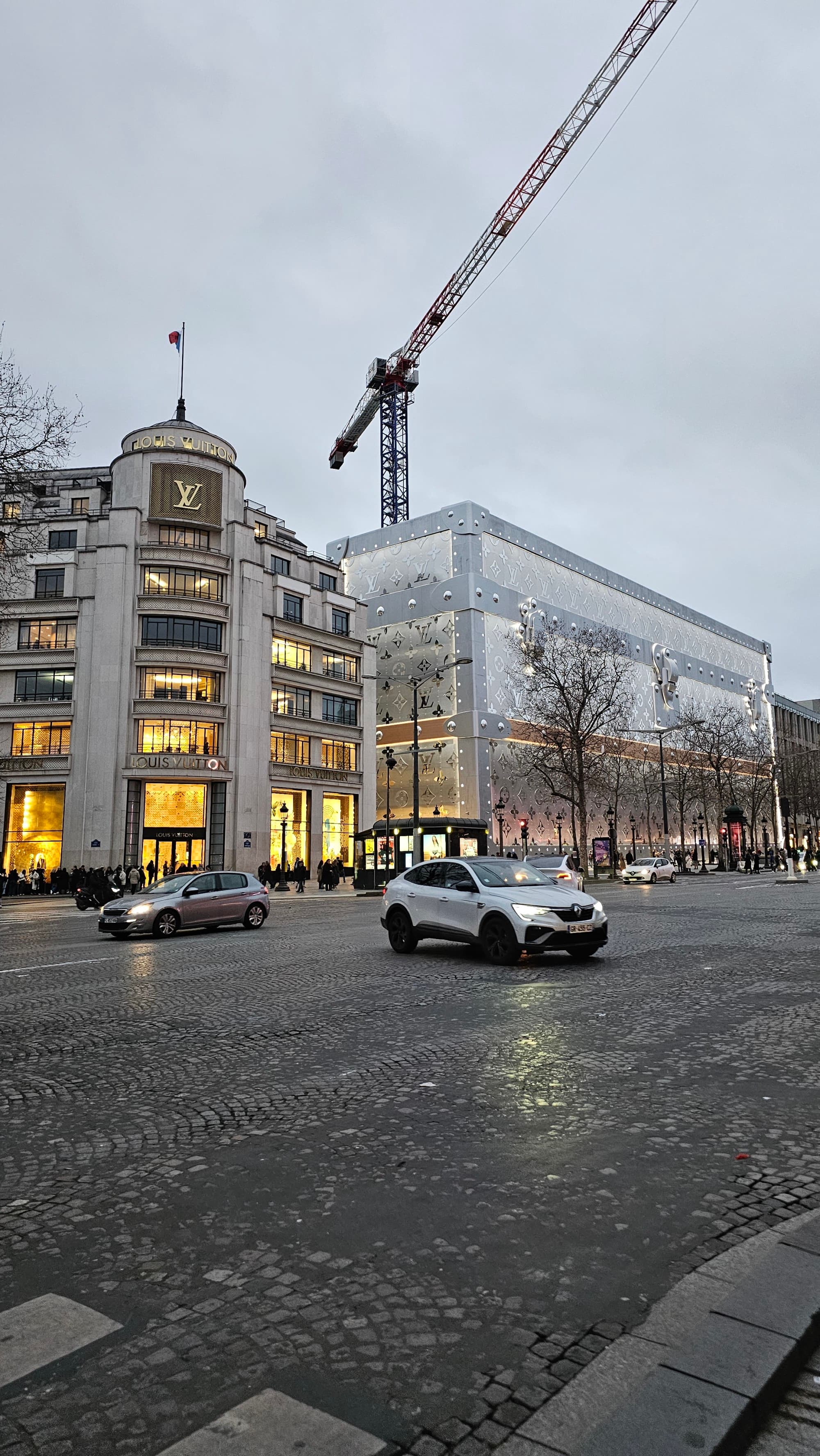 Department stores along a street in one of the best shopping areas in Paris.
