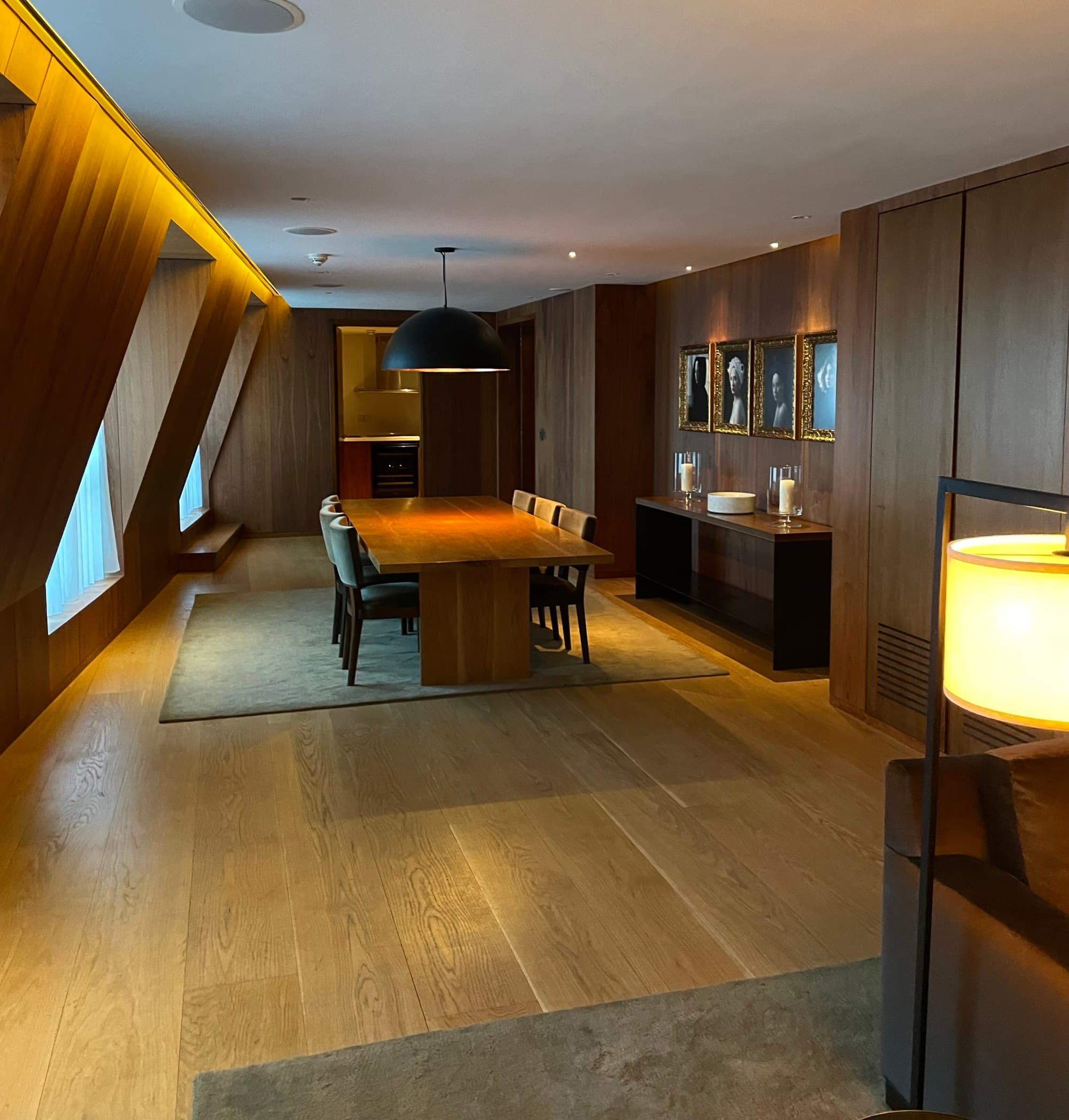 Penthouse dining room EDITION - Daryn Schwartz