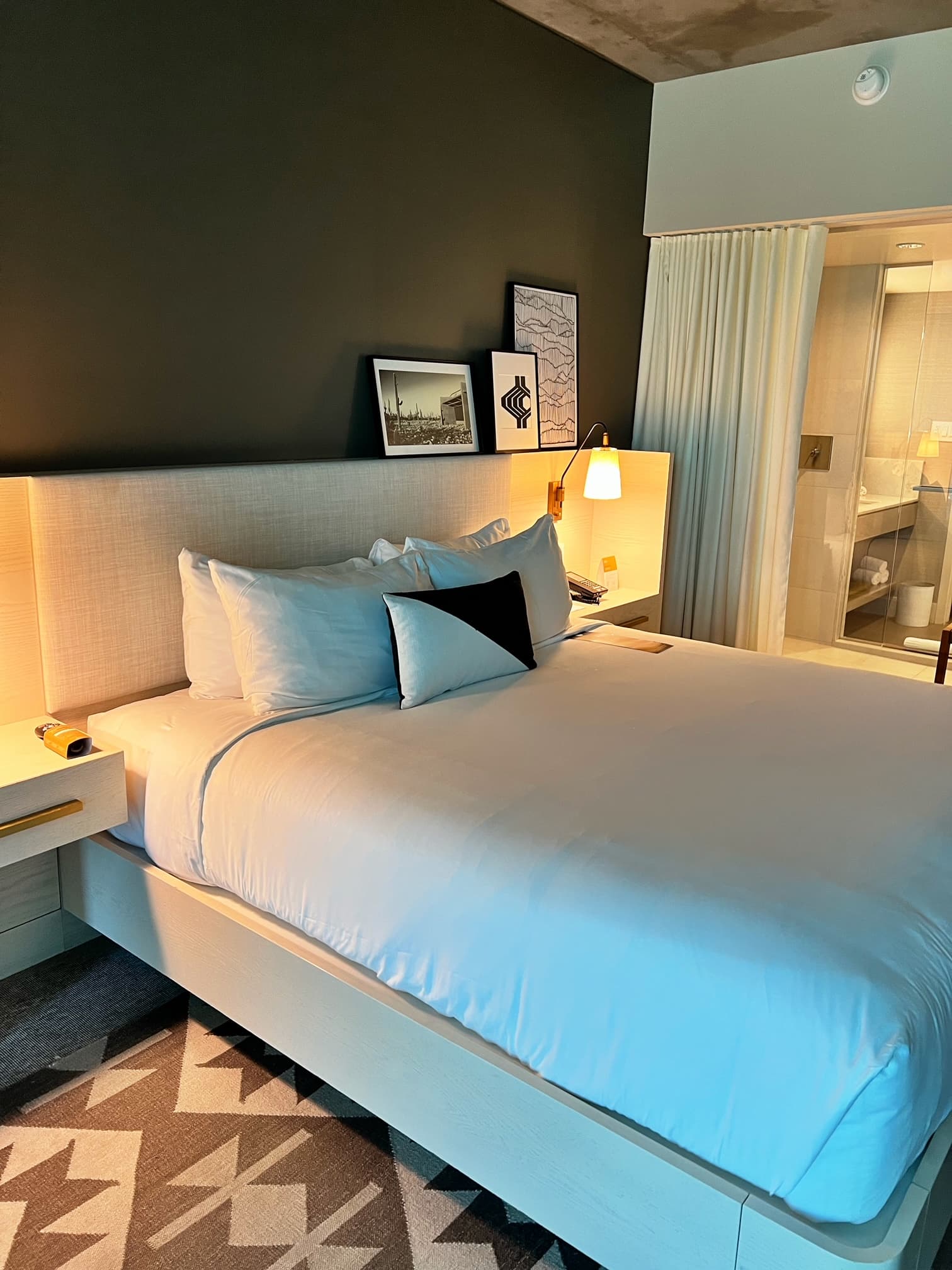 Immerse Premium Opposite View