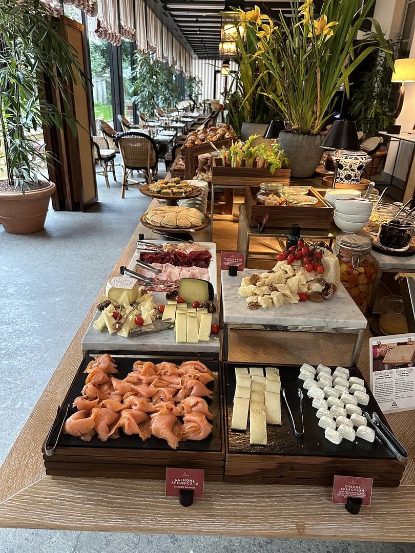 Buffet with tropcial fruits and desserts