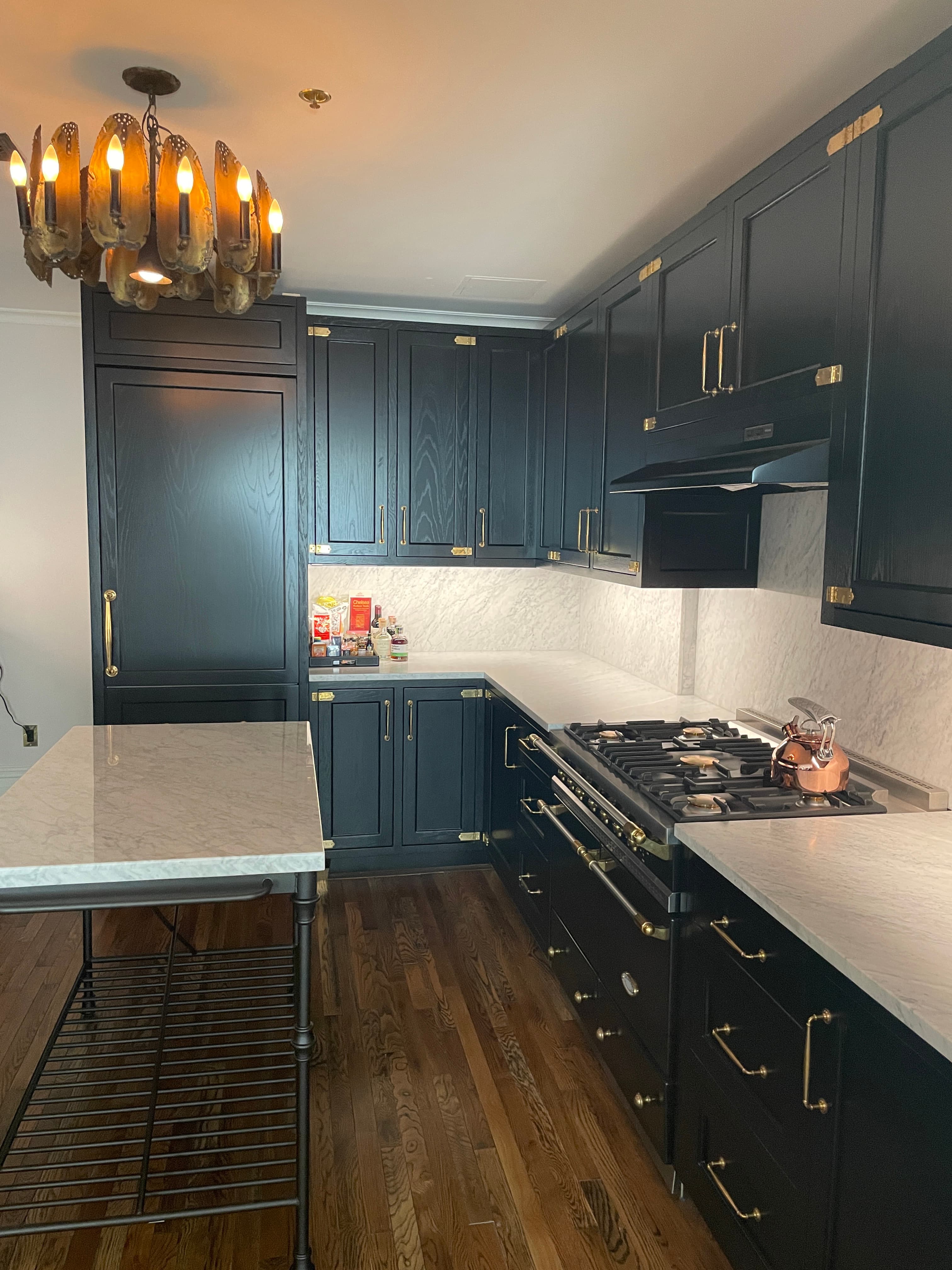 chinchar chelsea hotel kitchen