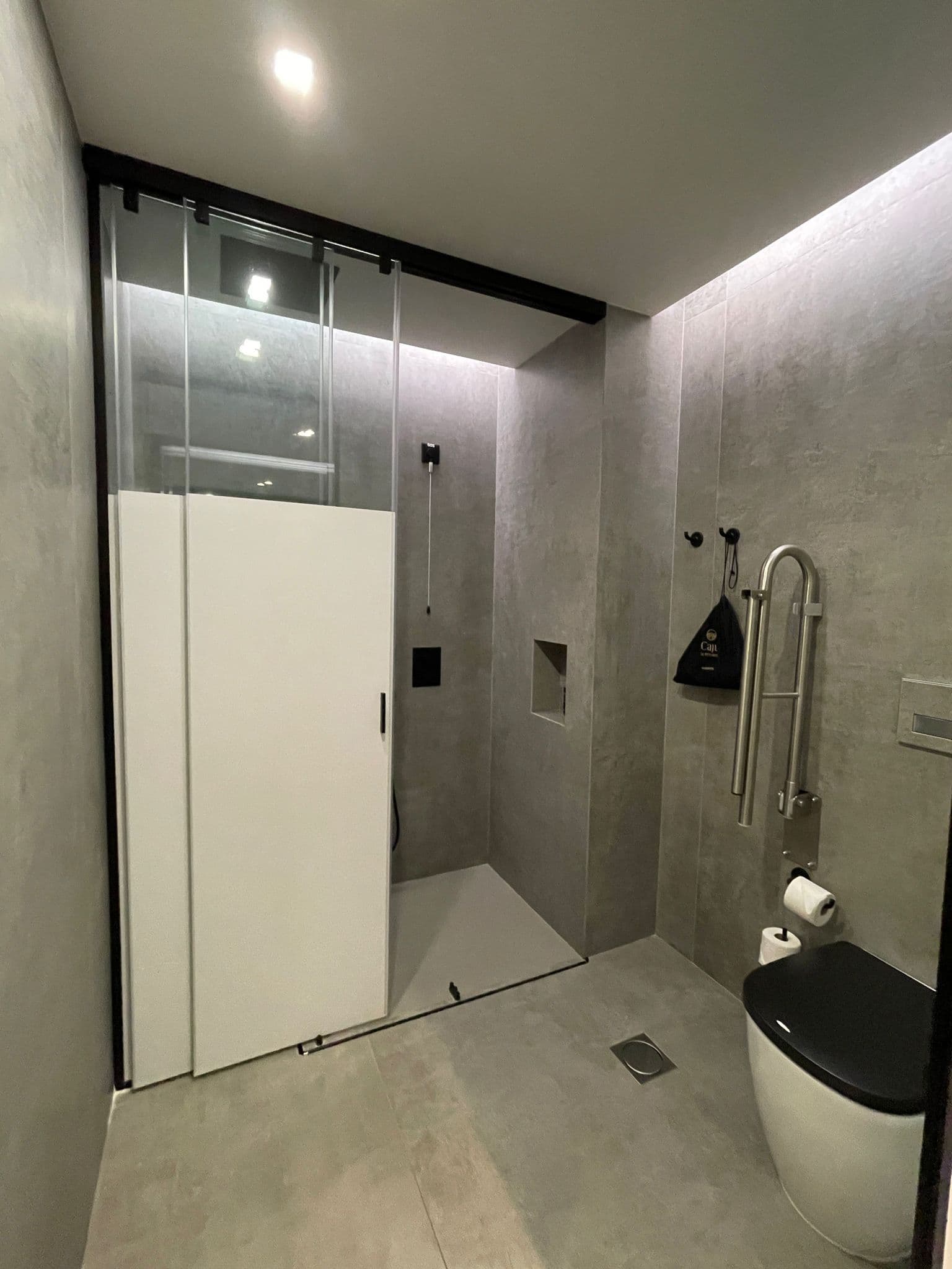 Double Balcony Bathroom