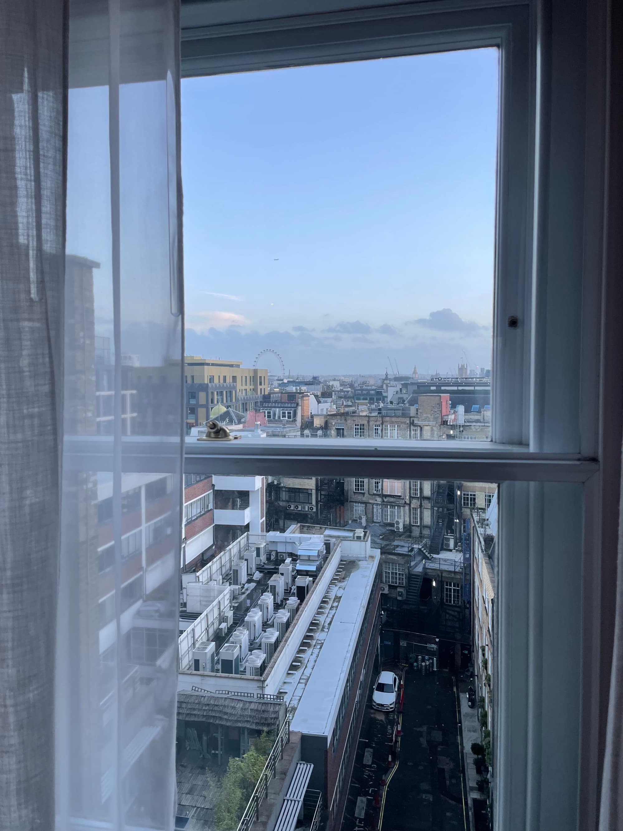 Penthouse View EDITION - Daryn Schwartz