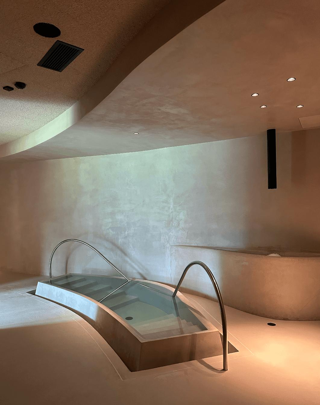 A view of a wading pool inside the modern spa facilities.