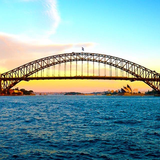 SYDNEY HARBOR BRIDGE - Kelly Tolliday