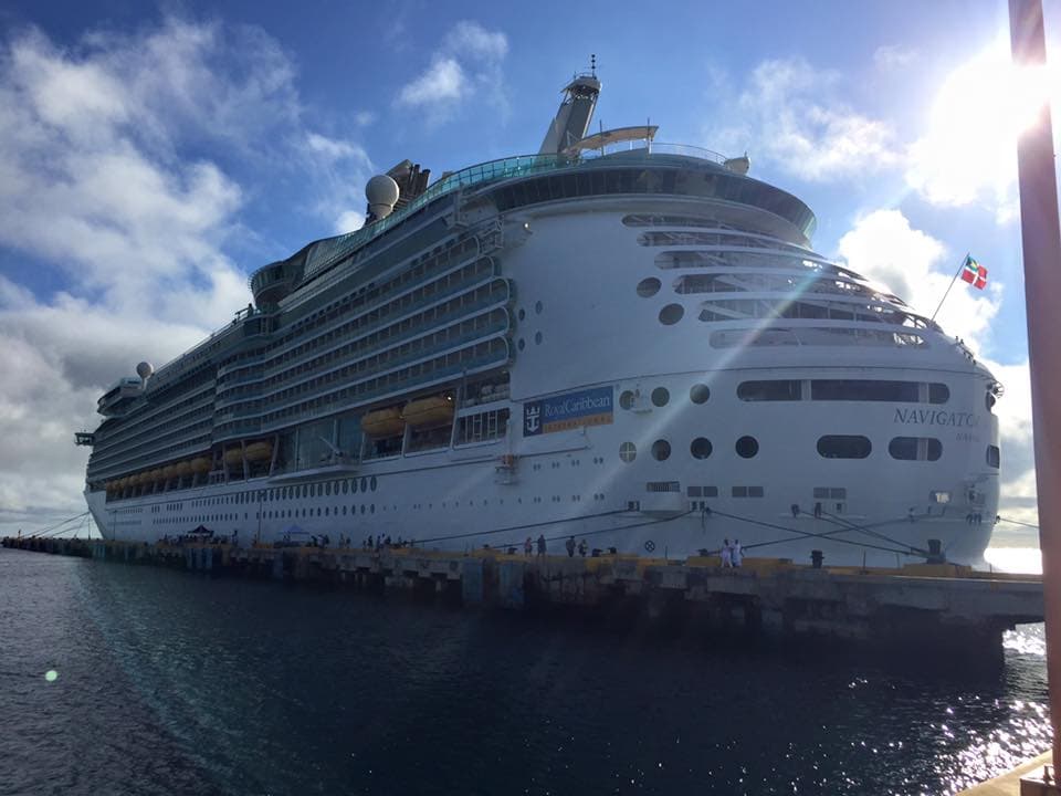 cruise from another angle, sailing