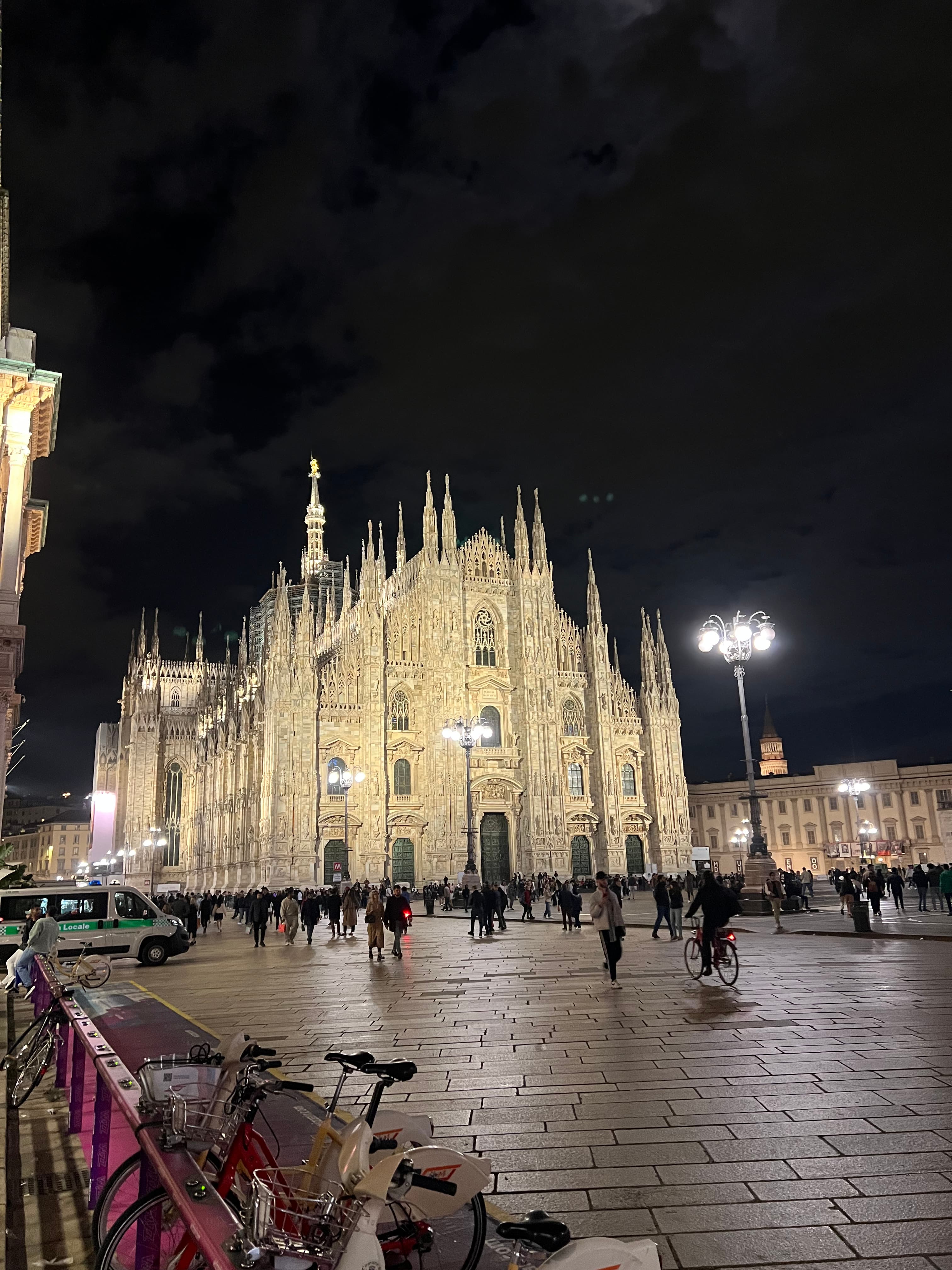 View of Duomo di Milano church at night