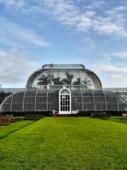 Beautiful Royal Botanic Gardens in Kew