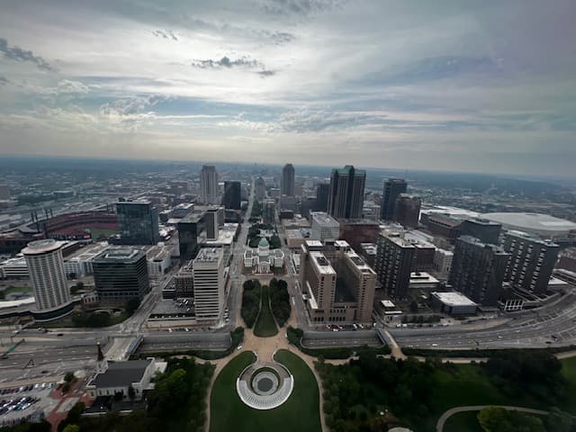 A beautiful view of city