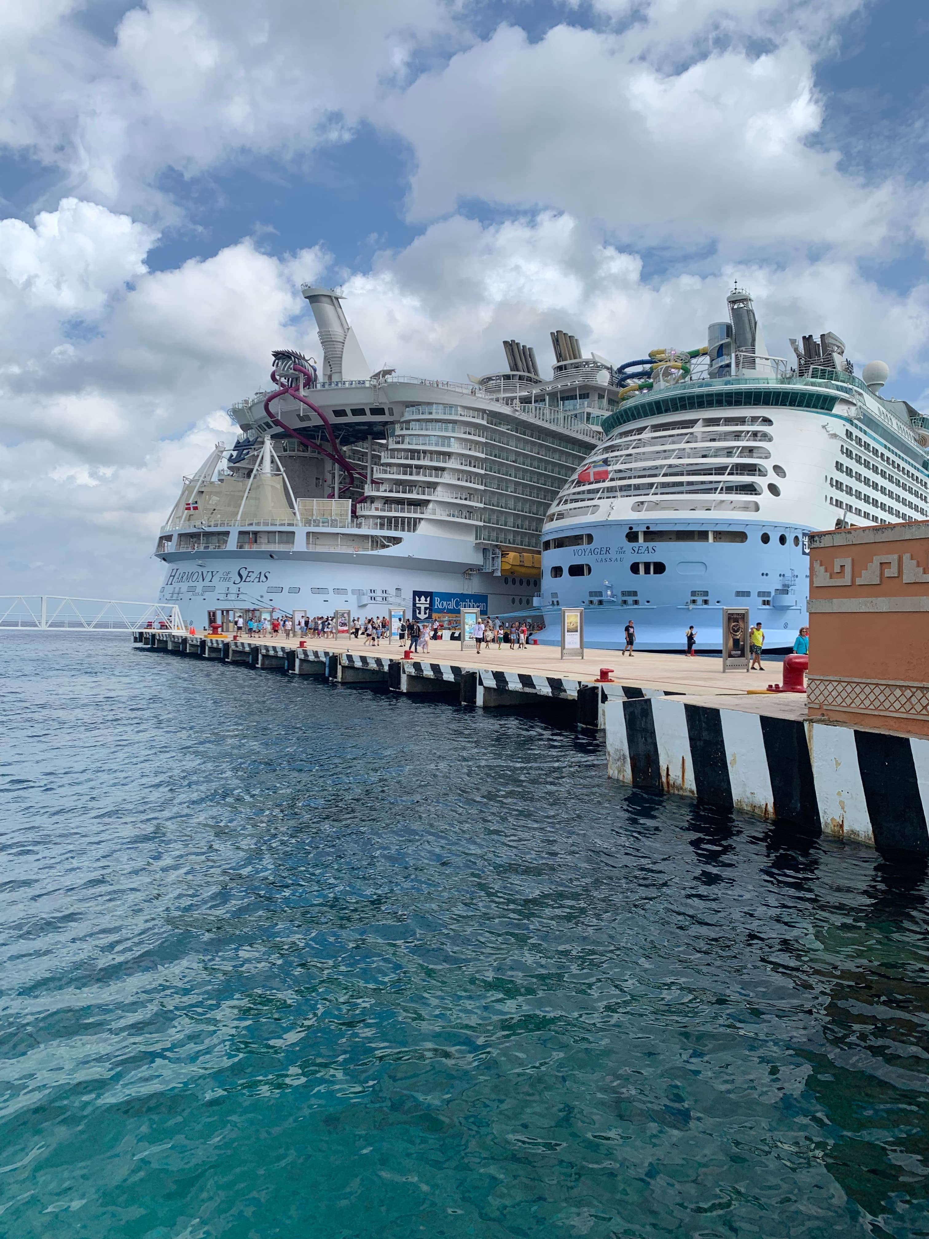 Picture of cruise ship