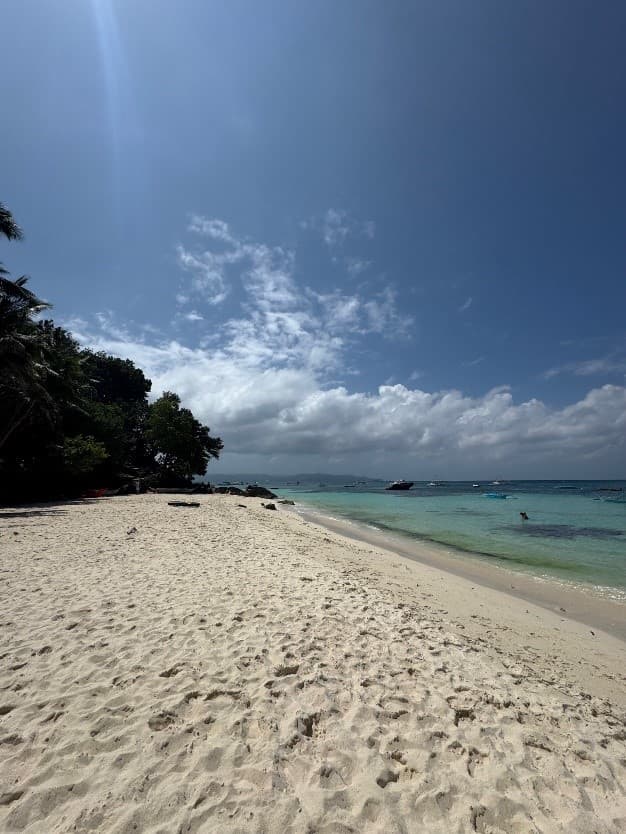 Birthday Trip in Boracay curated by Anne-Sophie Hurtaud